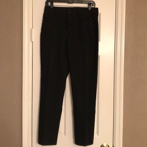 Bandolino Straight Leg Jeans, Size 6